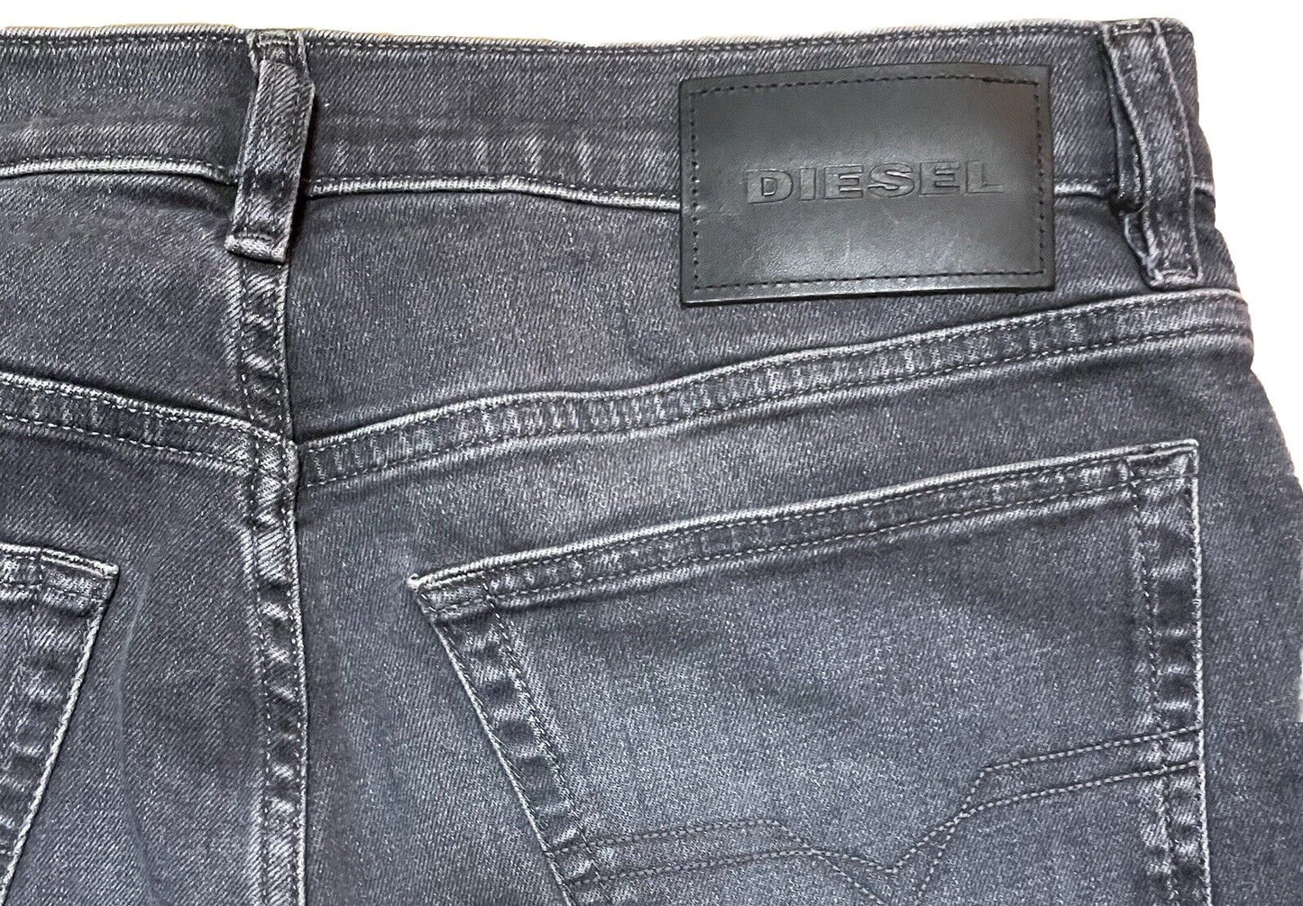 Diesel Herren Jeans D-Mihtry Straight Gerades Bein A00392 grau Größe 32 / 34
